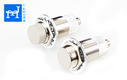 M30-M12-79mm圓柱標準型接近開關接頭式